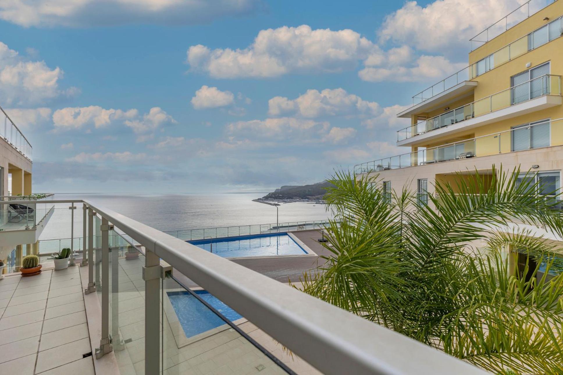 Cliffs Apartment - Astonishing View Over Sesimbra Bay By Trip2Portugal Екстериор снимка